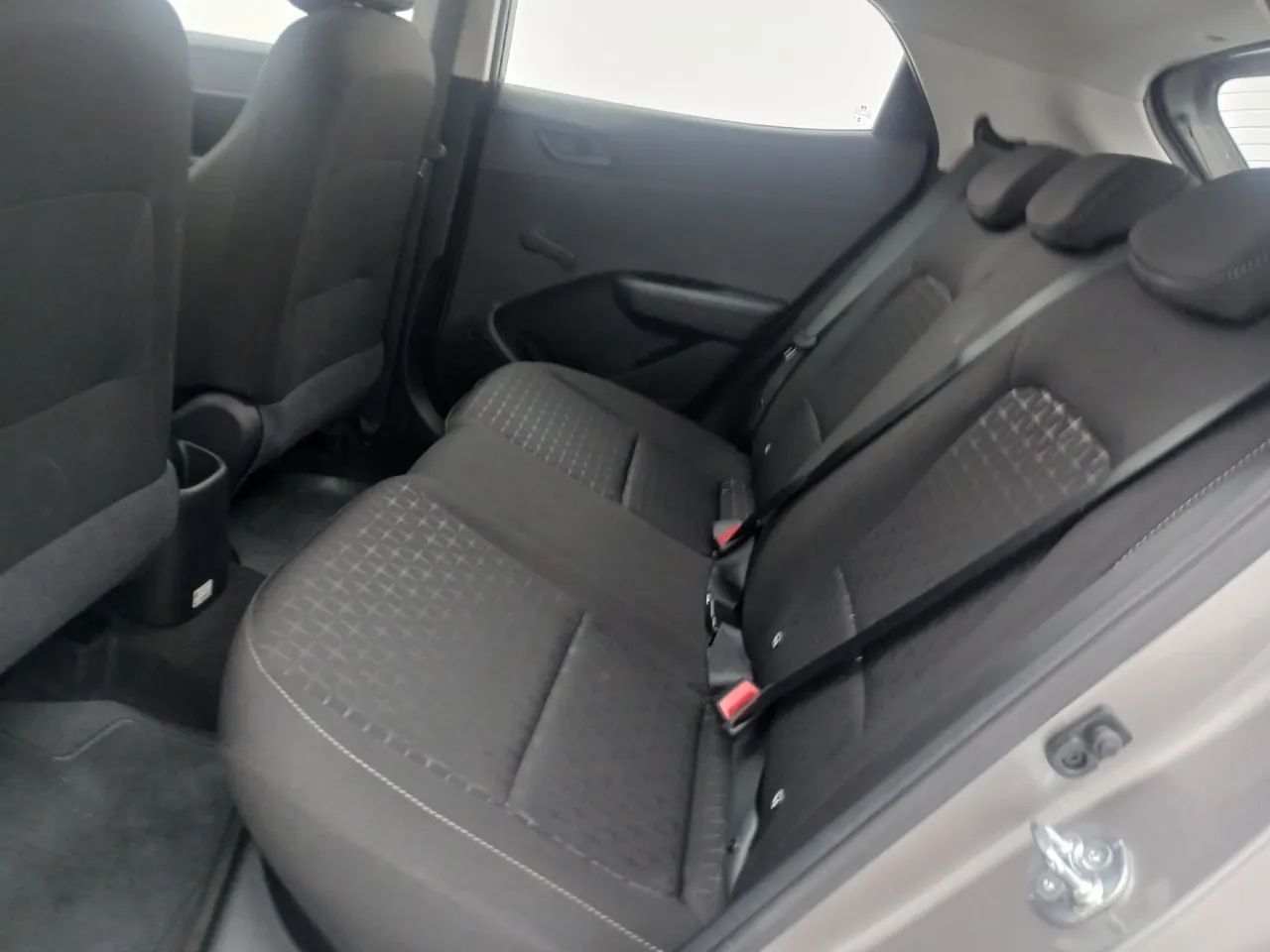 Hyundai HB20 Comfort 1.0 Flex 12V Mec., foto 17 de 18