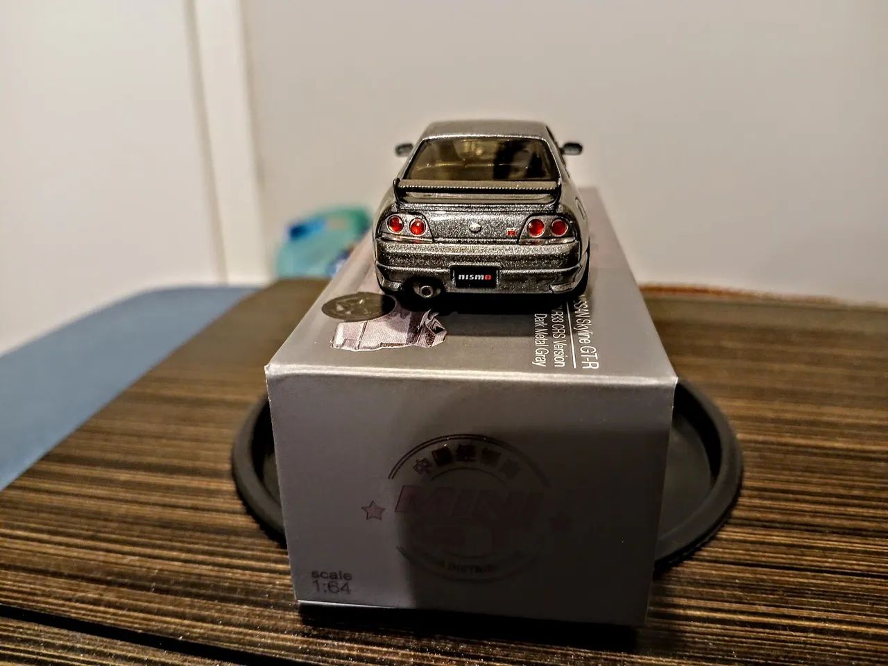 Mini GT Nissan Skyline GTR R33 1/64 - Foto 4