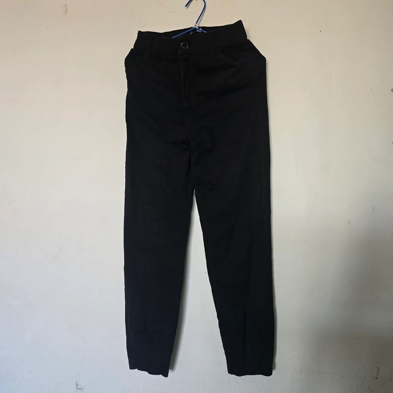 Calça de brim preta social