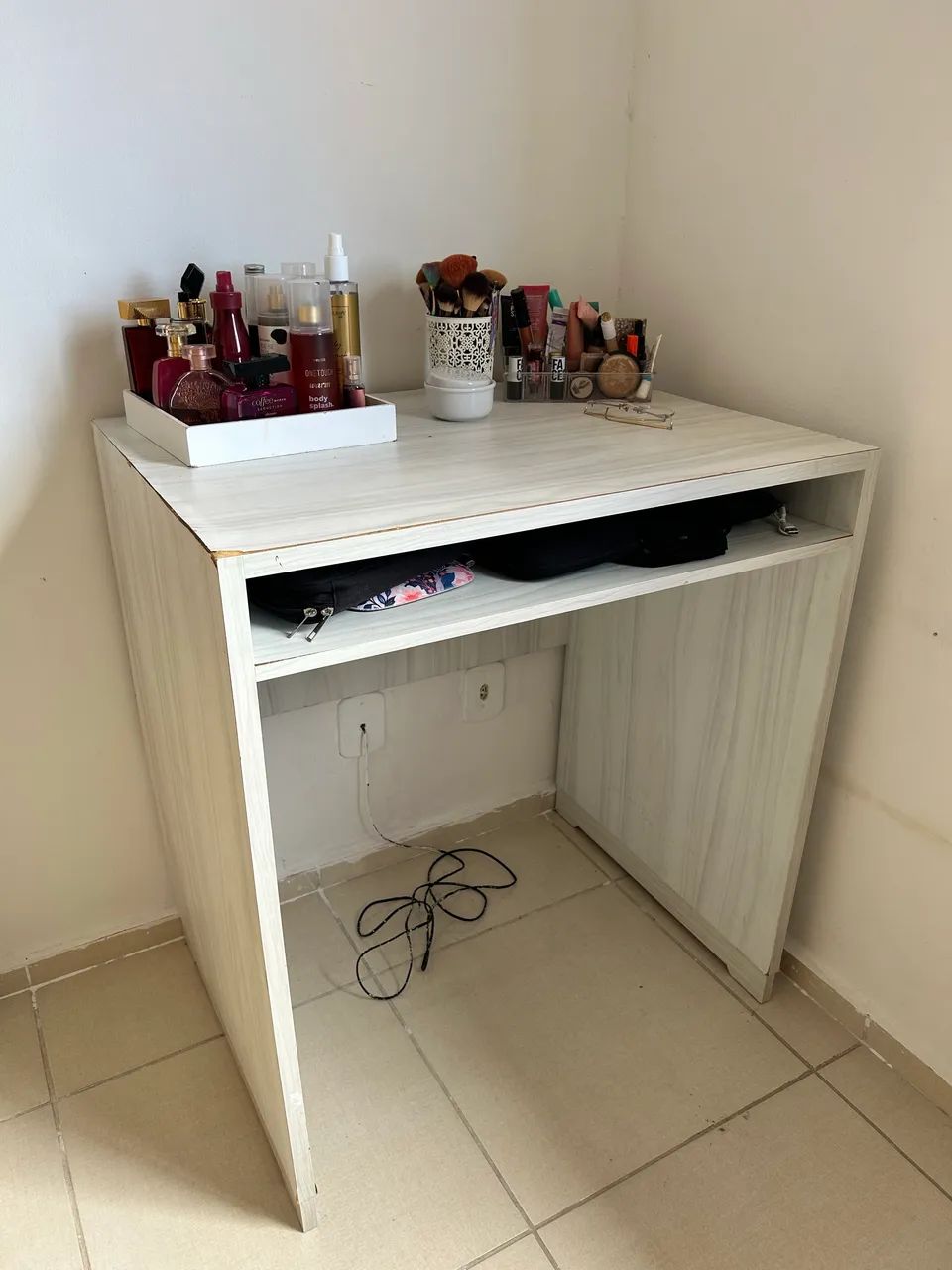 Vendo escrivaninha  - Foto 4