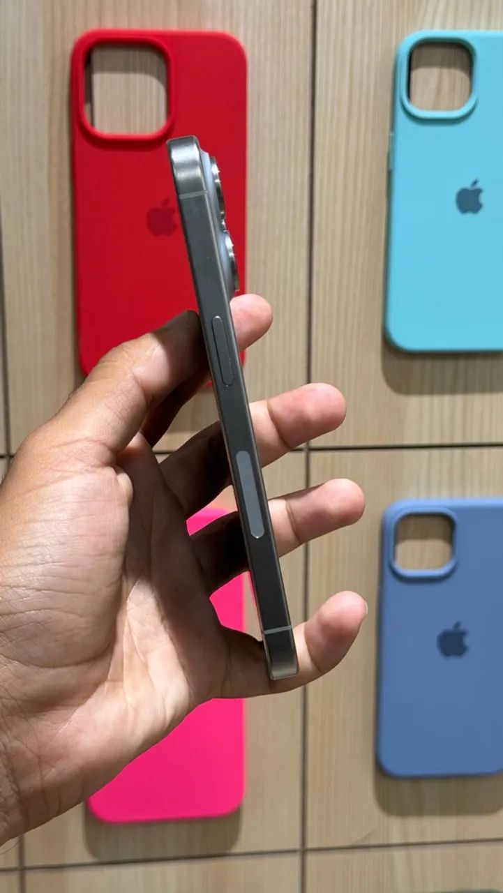 iPhone 15 Pro 128GB - Foto 2