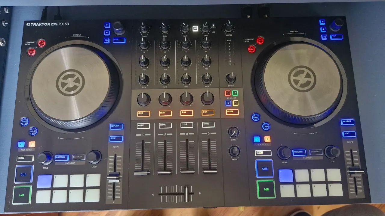 controladora Traktor S3  - Foto 3