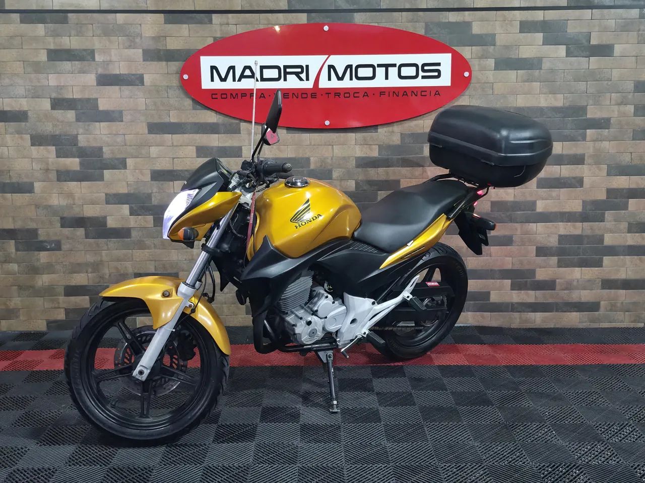 Honda CB 300R 291 cc  - Foto 4