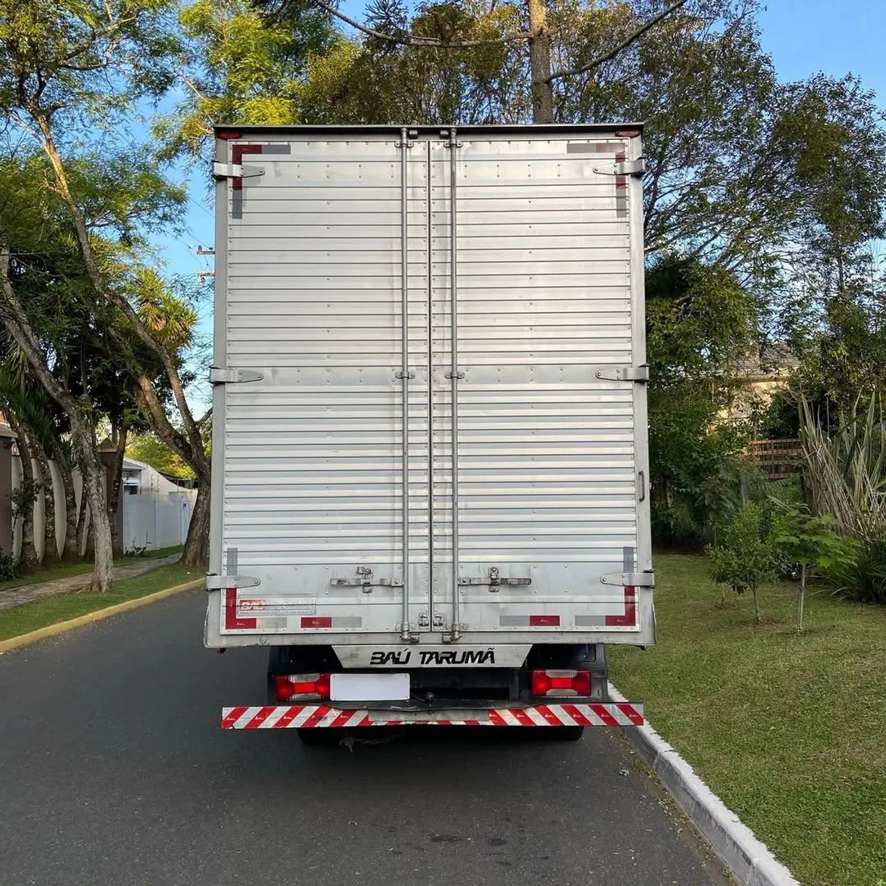 Iveco 35s14 Baú 2016 - Foto 5