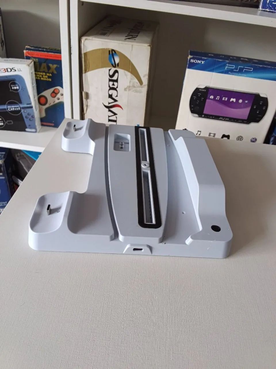 Vendo Base Multifuncional Dobe Ps5 Semi novo  - Foto 4