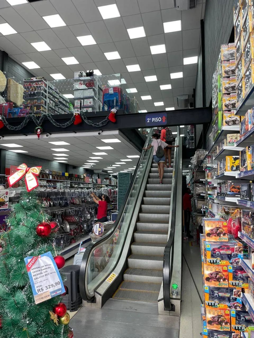 Prédio Inteiro para alugar na Estrada do Portela, Madureira, Rio de Janeiro - RJ - Foto 6