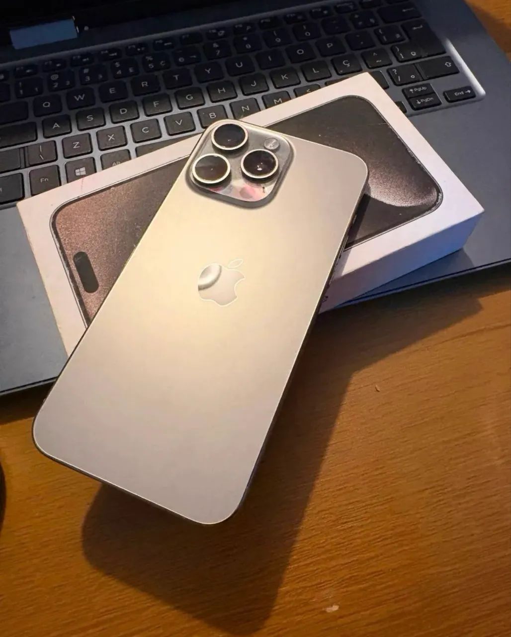 iPhone 15 pro max 256 - Foto 2
