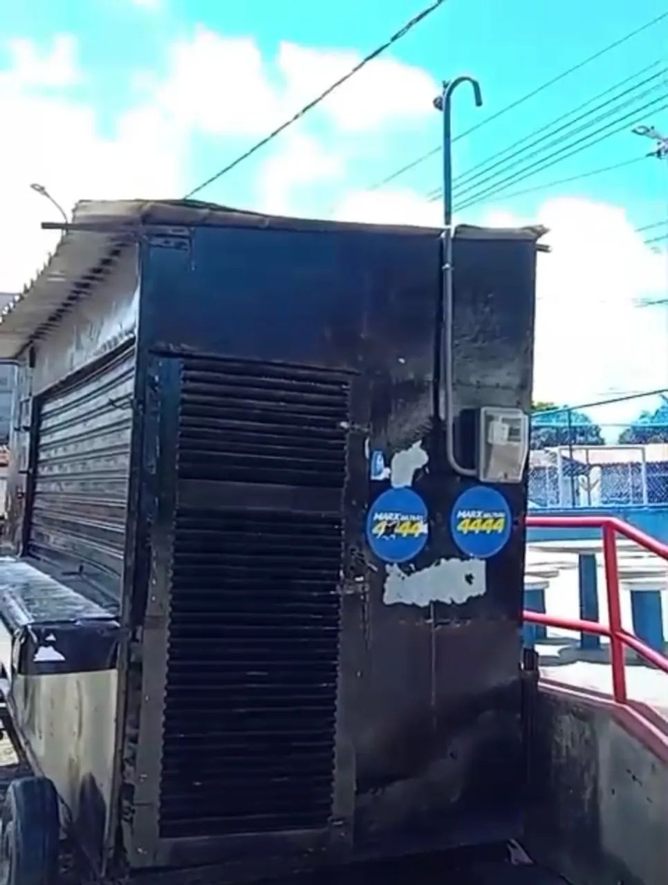 Vendo este trailer 