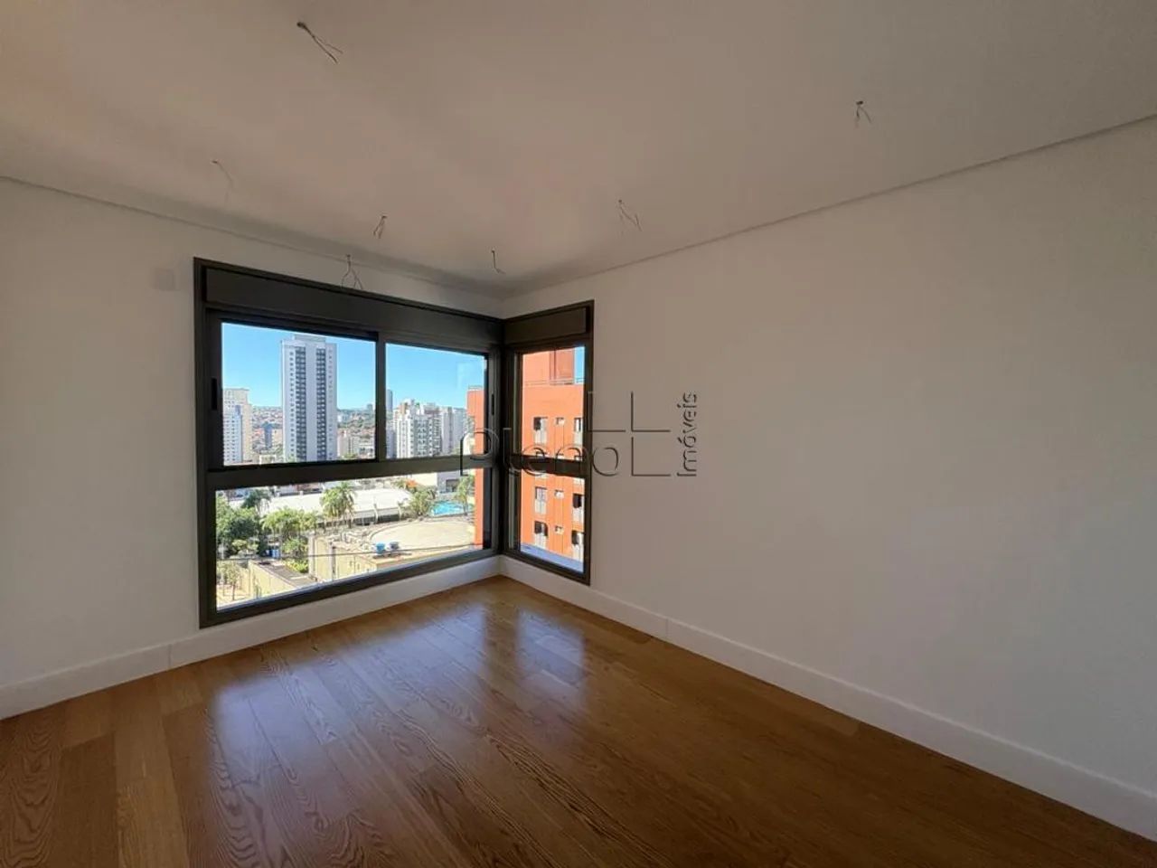 Apartamento à venda em Campinas, Cambuí, com 3 suítes, com 156 m² - Foto 2