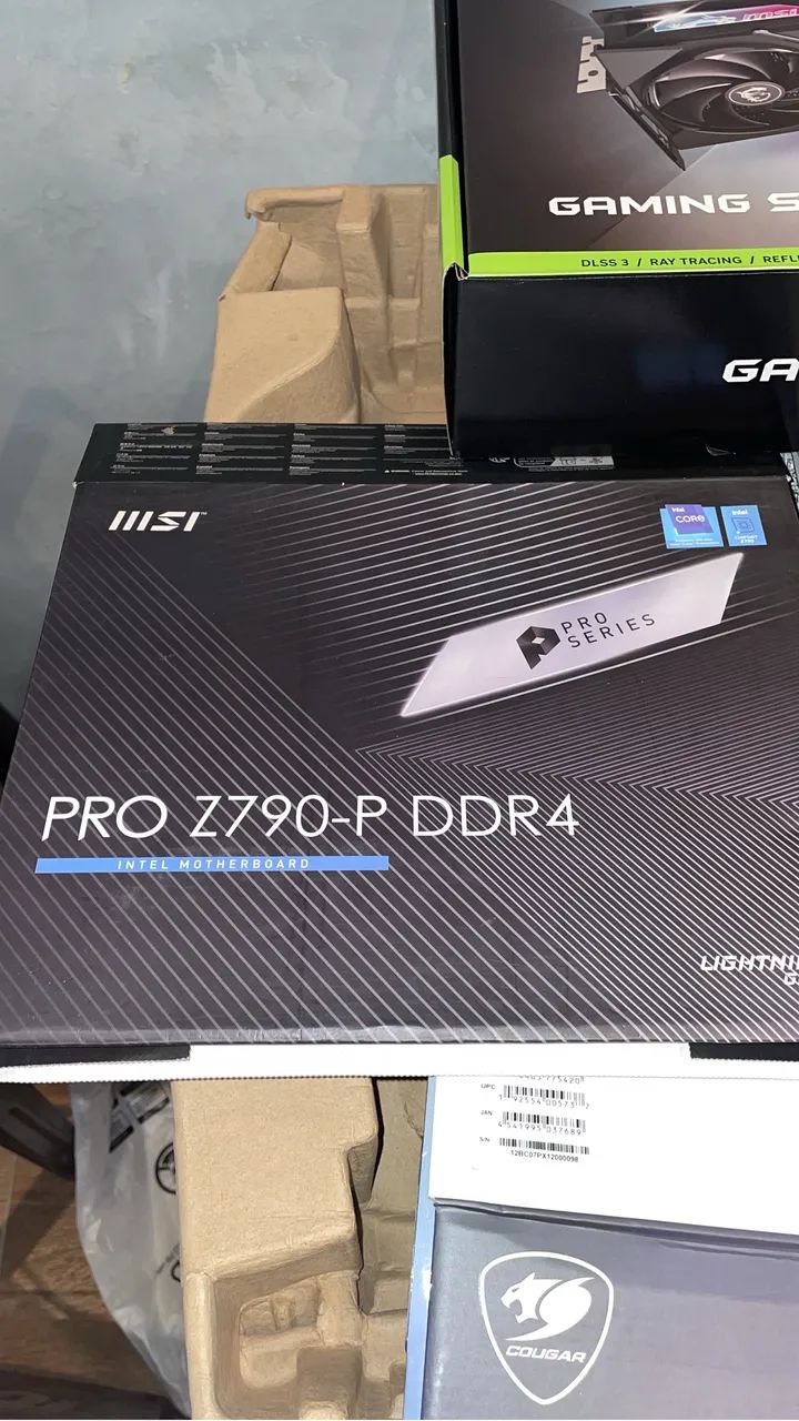 Placa mãe MSI PRO Z790-P DDR4 - Foto 2