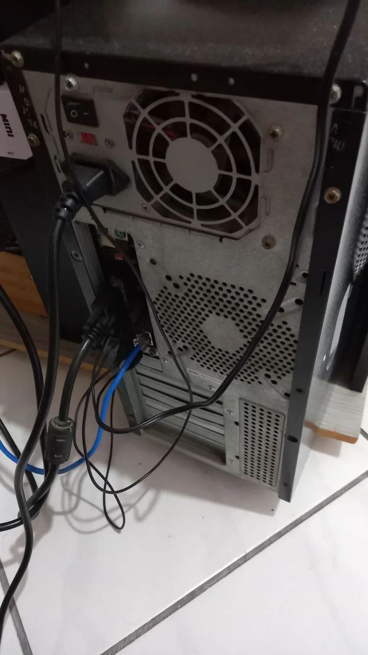 Computador completo com mesa e impressora!! - Foto 5