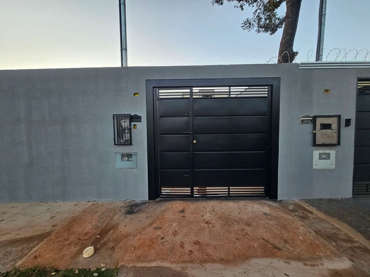 Alugo casa Recanto dos Pássaros 
