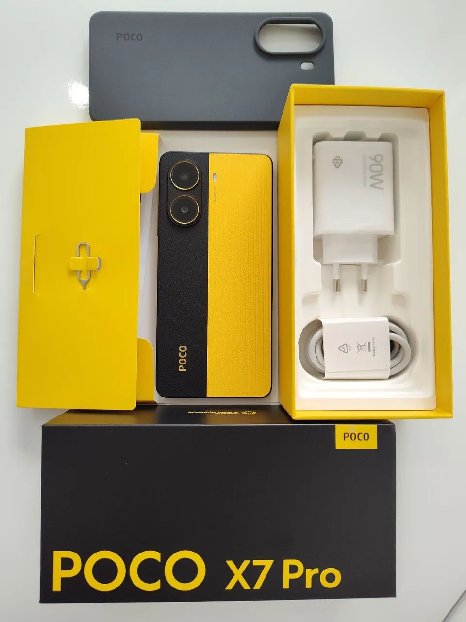 POCO X7 Pro 12GB/512GB イエロー 美品 Xiaomi POCO X7 PRO 512GB ROM 12GB RAM AMARELO - Celulares e