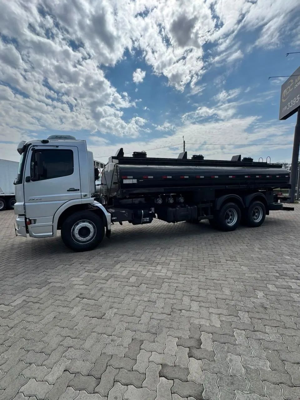 Atego 2425 3-Eixos 2p (diesel) - Foto 3