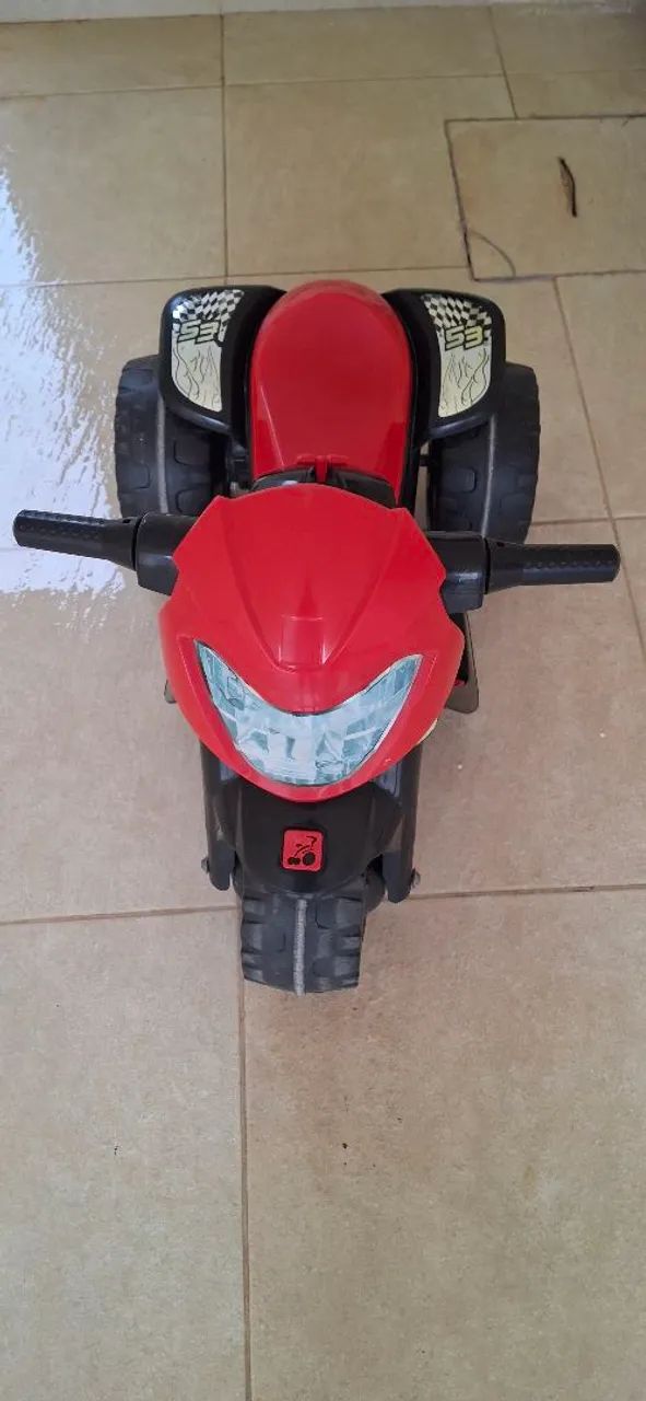 Moto elétrica infantil 