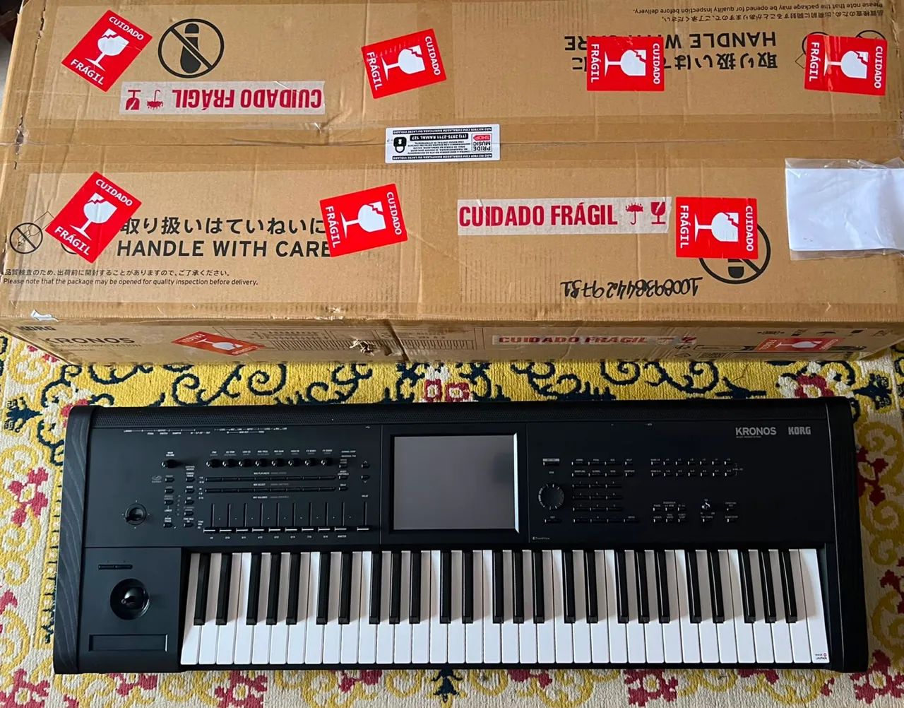 Teclado Korg Kronos 3 61  - Foto 2