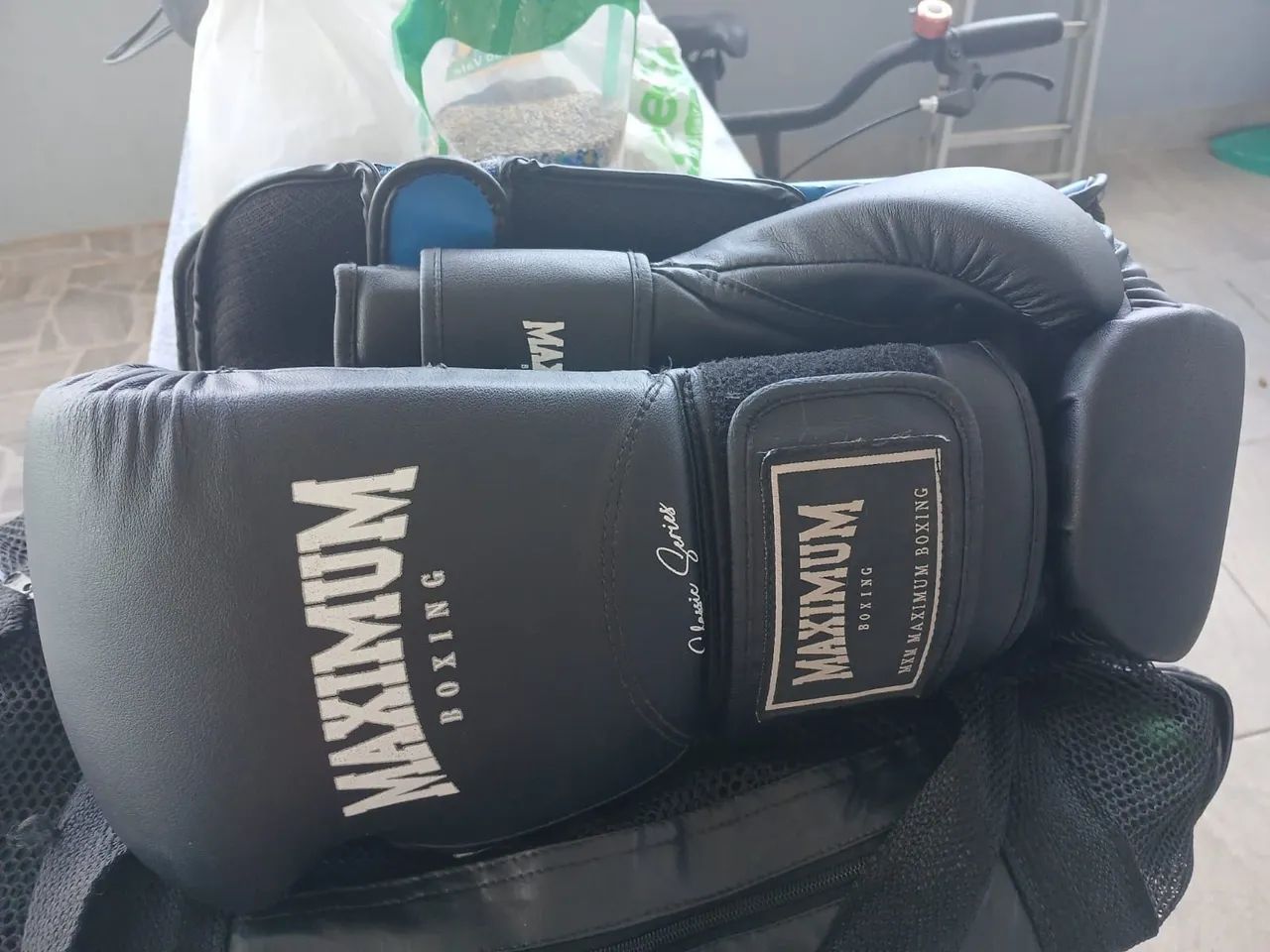 Troco luva da maximum 16oz!
