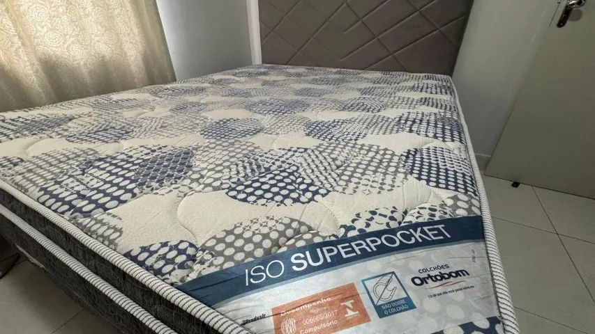 Cama Queen - Base e Colchão - Foto 2