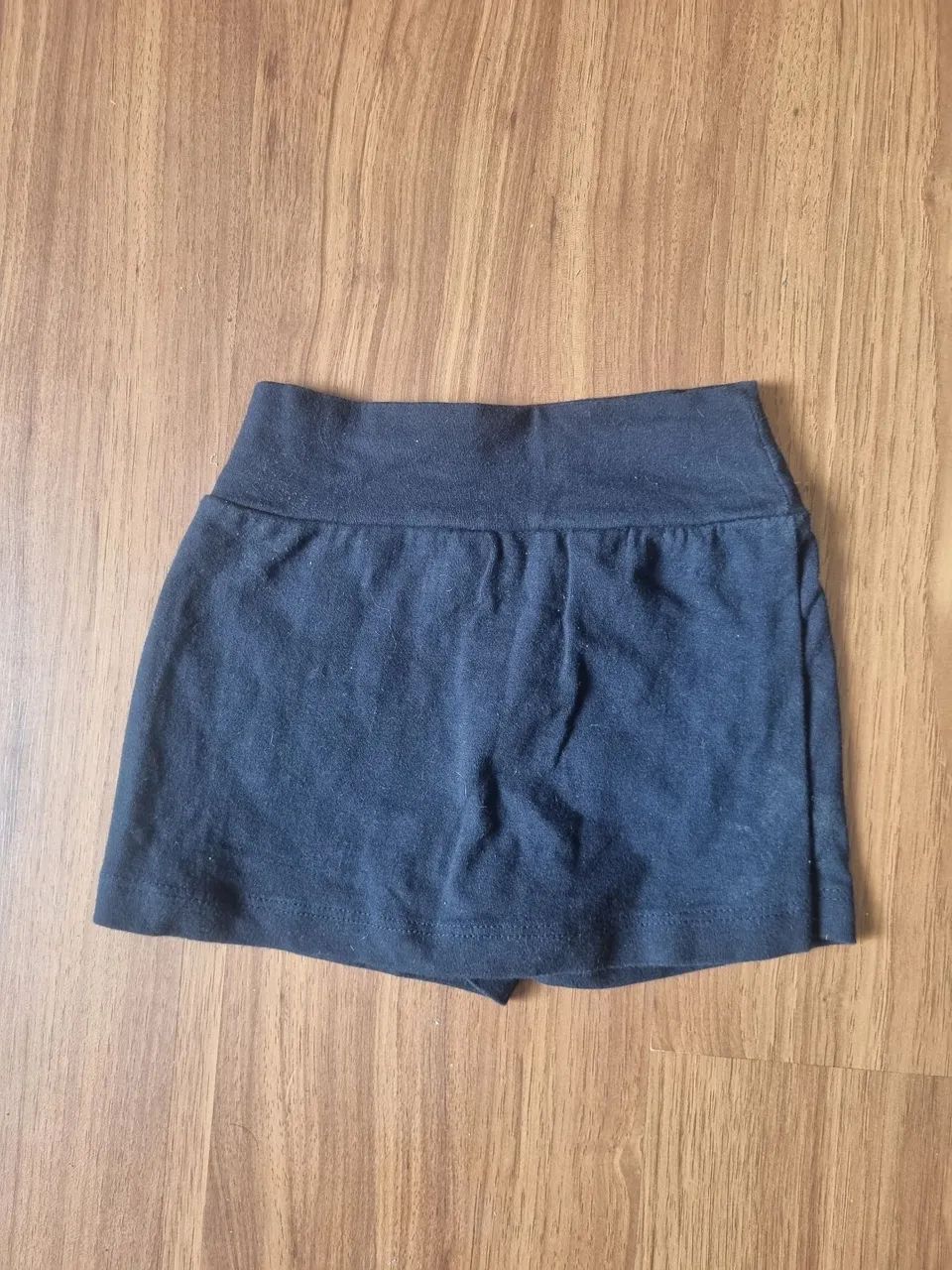 Short Saia todo marinho 