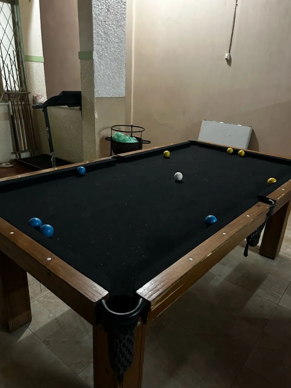 Mesa de Sinuca pouco vezes usada