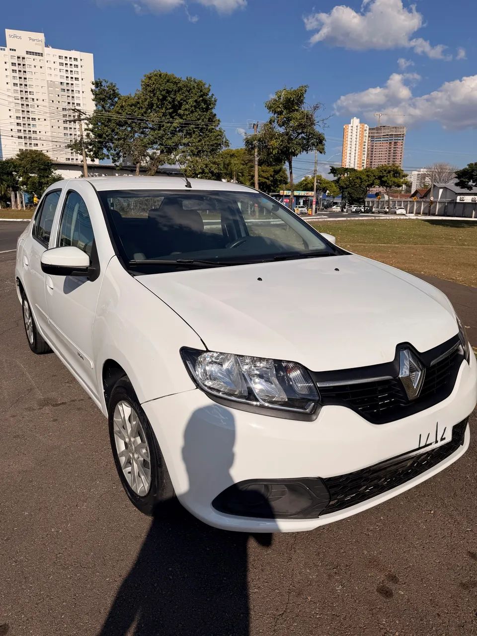 Renault Logan Expression Flex 1.0 12V 4P 2019 - Foto 4