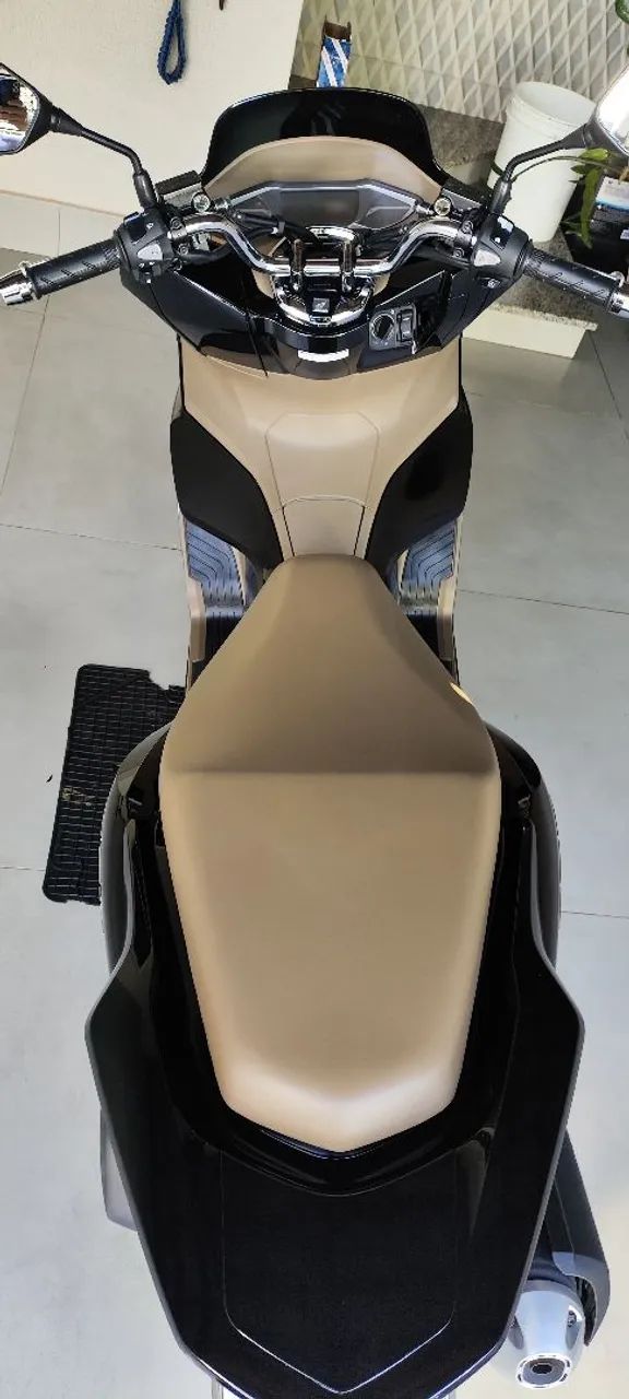 PCX DLX 2026 - Foto 2