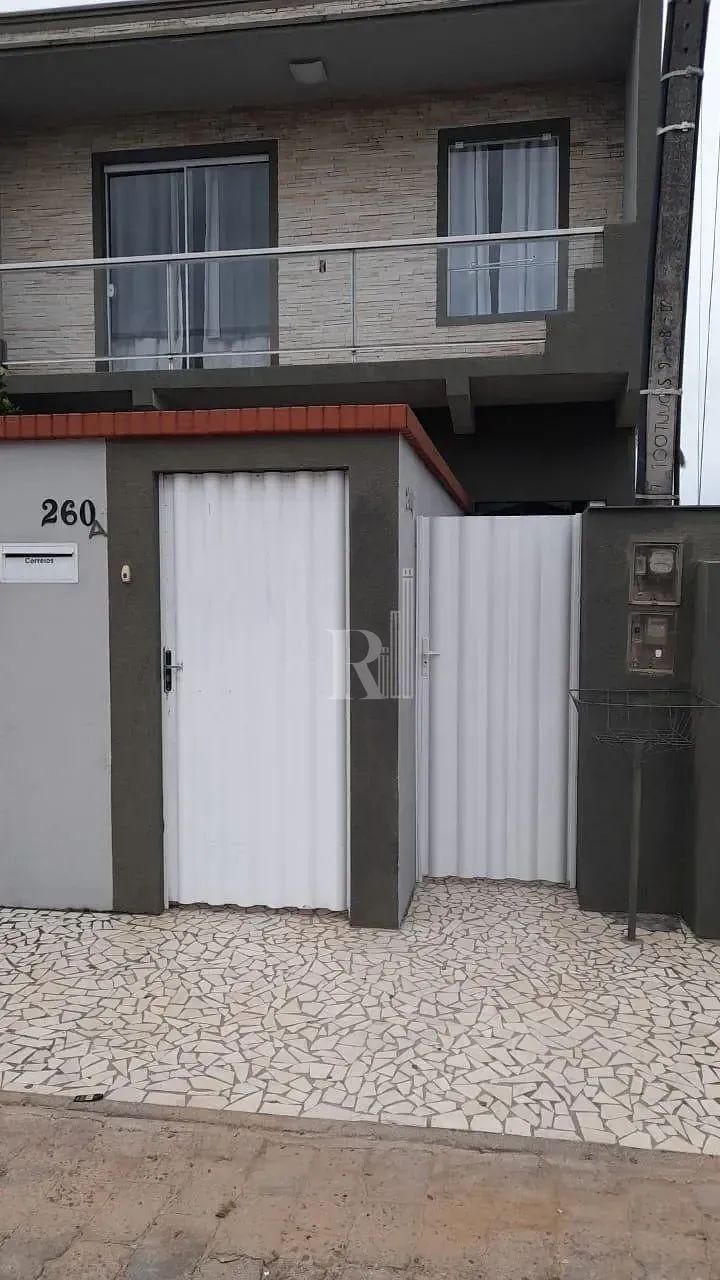 Apartamento para locação semi mobiliado, com dois dormitórios, área de lavanderia e sacada