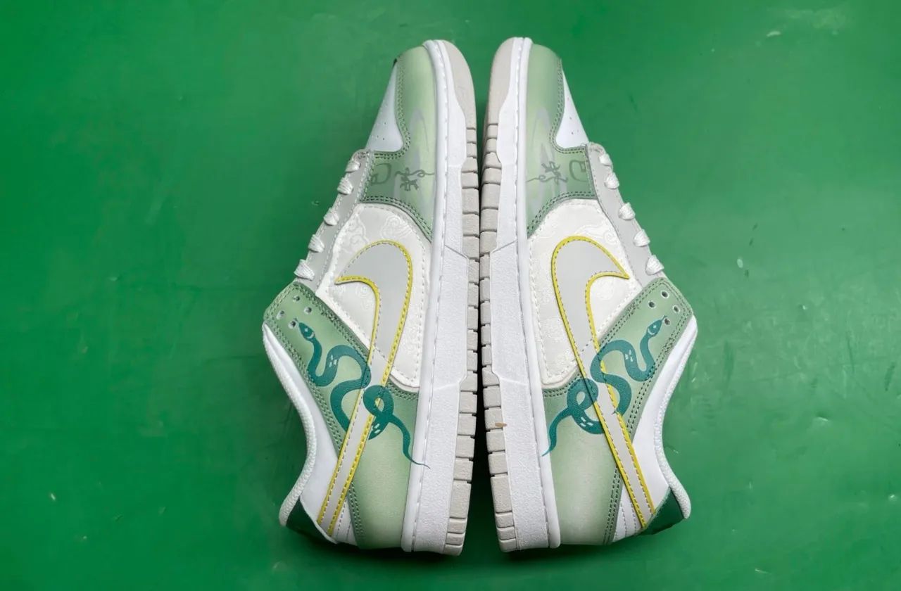 Tênis Nike Dunk Low ?Snake Fantasy? - Foto 2