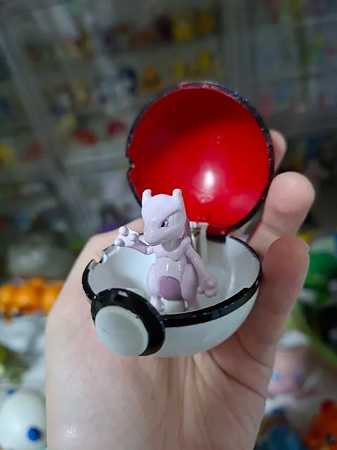 Pokemon Miniatura Mewtwo Basic Fun 1999 com Pokebola
