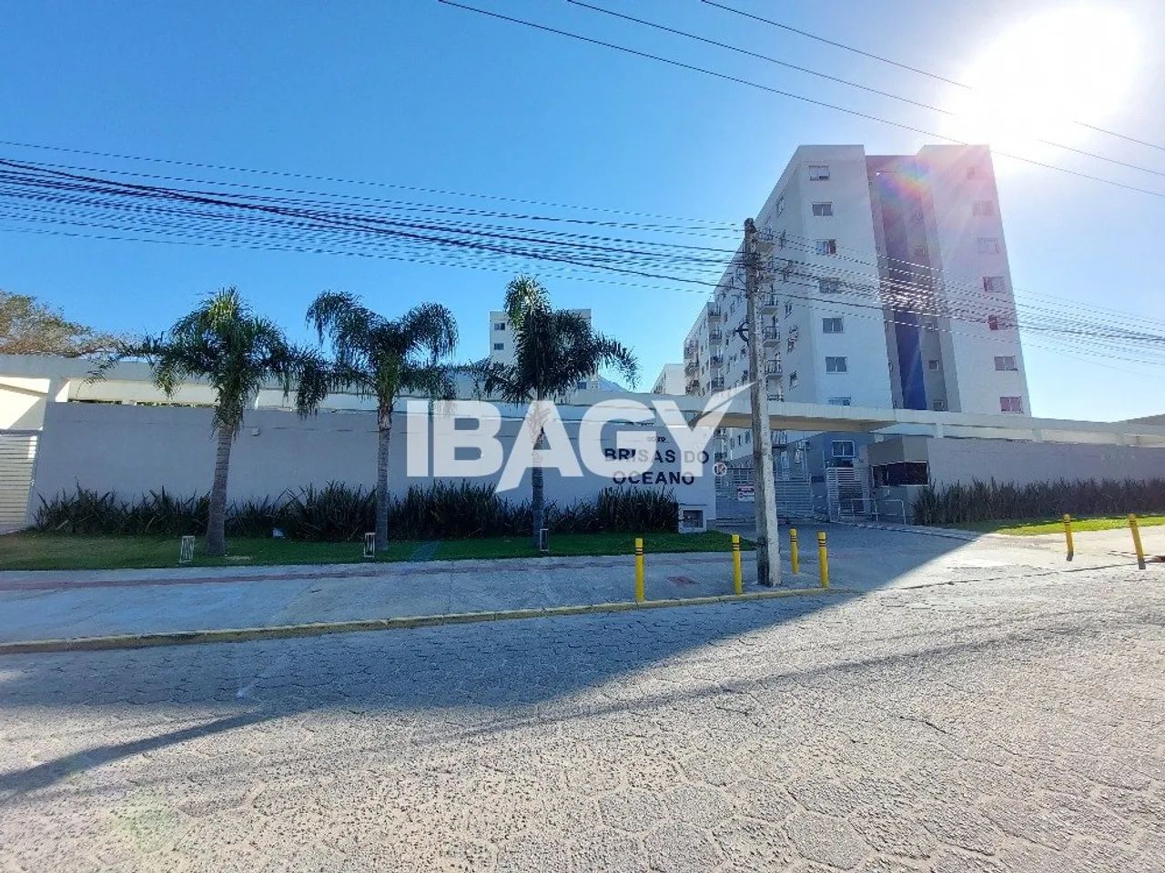 Excelente Apartamento 2 dormitório(s) em Praia de Fora - Palhoça