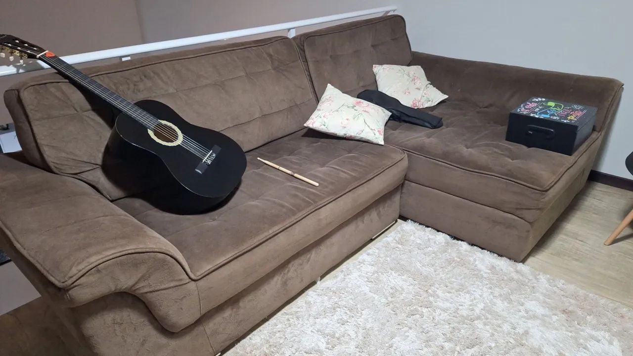 Sofá com chaise - Foto 3