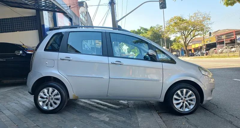 Fiat Idea Attractive 1.4 Fire Flex 8V 5P 2014 - Foto 4