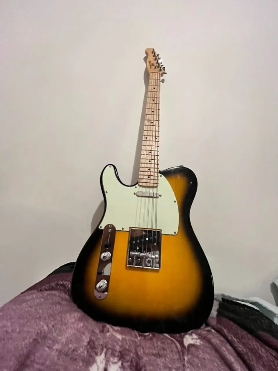 Telecaster canhota Michael