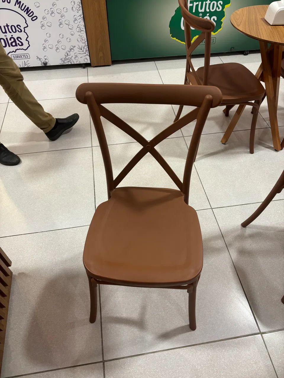 Cadeira e mesa  - Foto 2