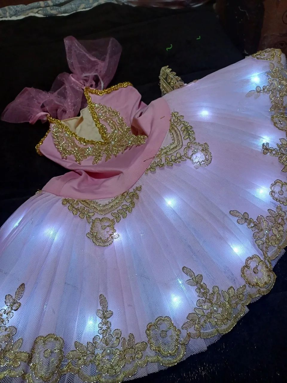 Fantasia bailarina com luzes 