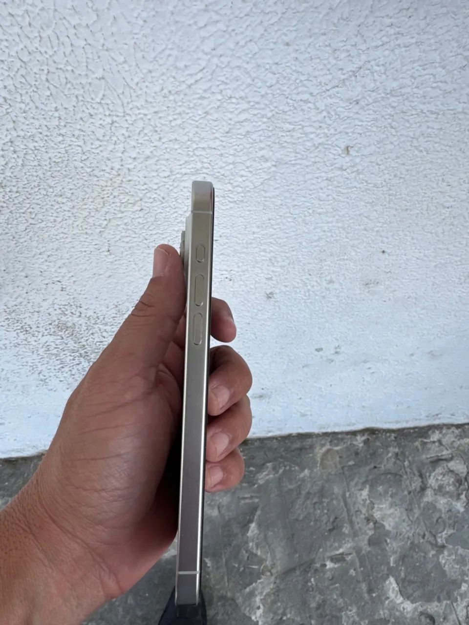 Vendo iPhone 15 pro Max branco  - Foto 2