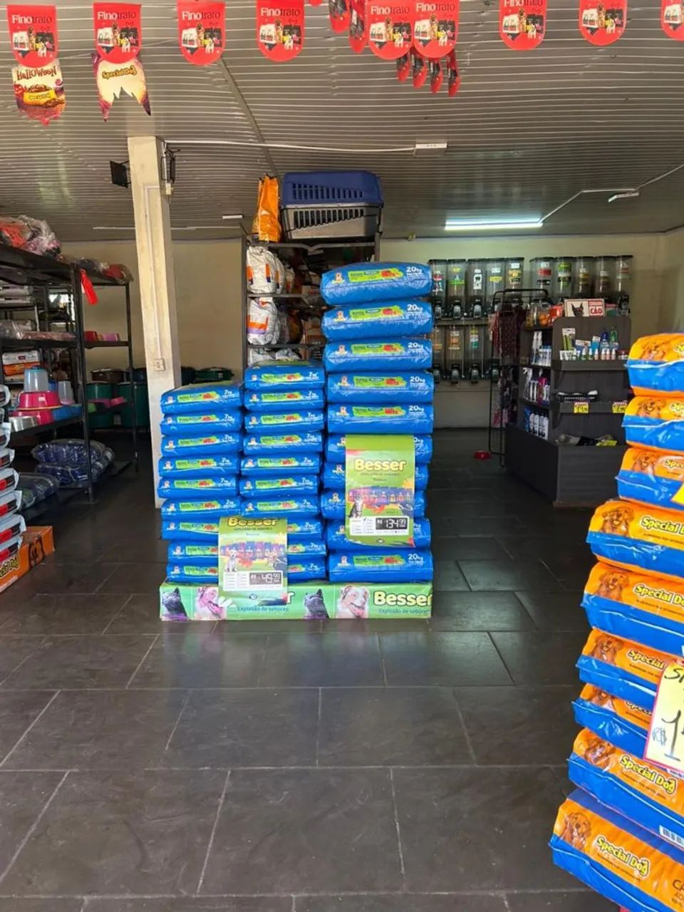 VENDE-SE PET SHOP NA RUA MAIS MOVIMENTADA DO BURIT - Foto 4