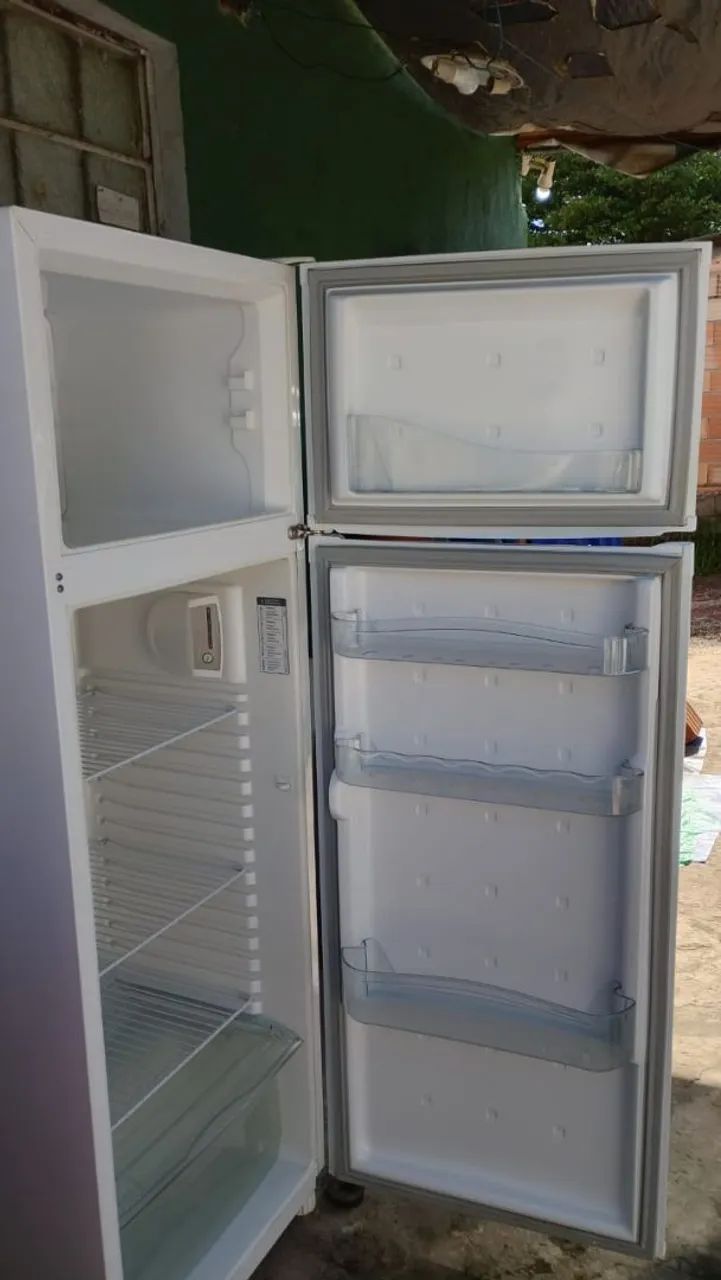 Vendo geladeira Consul  - Foto 4