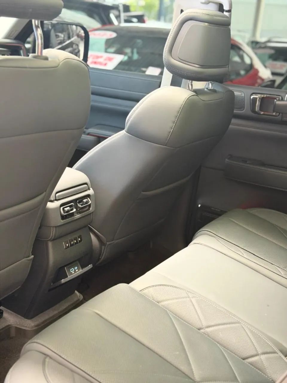 Denza B5 4WD, foto 12 de 20