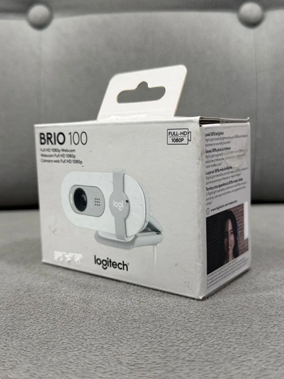Webcam Full HD Logitech Brio 100 com Microfone Integrado, Proteção de Privacidade, Correçã - Foto 4