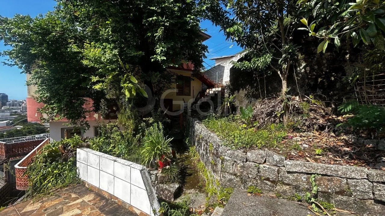 Terreno de 557.1m² no bairro Centro - Foto 5