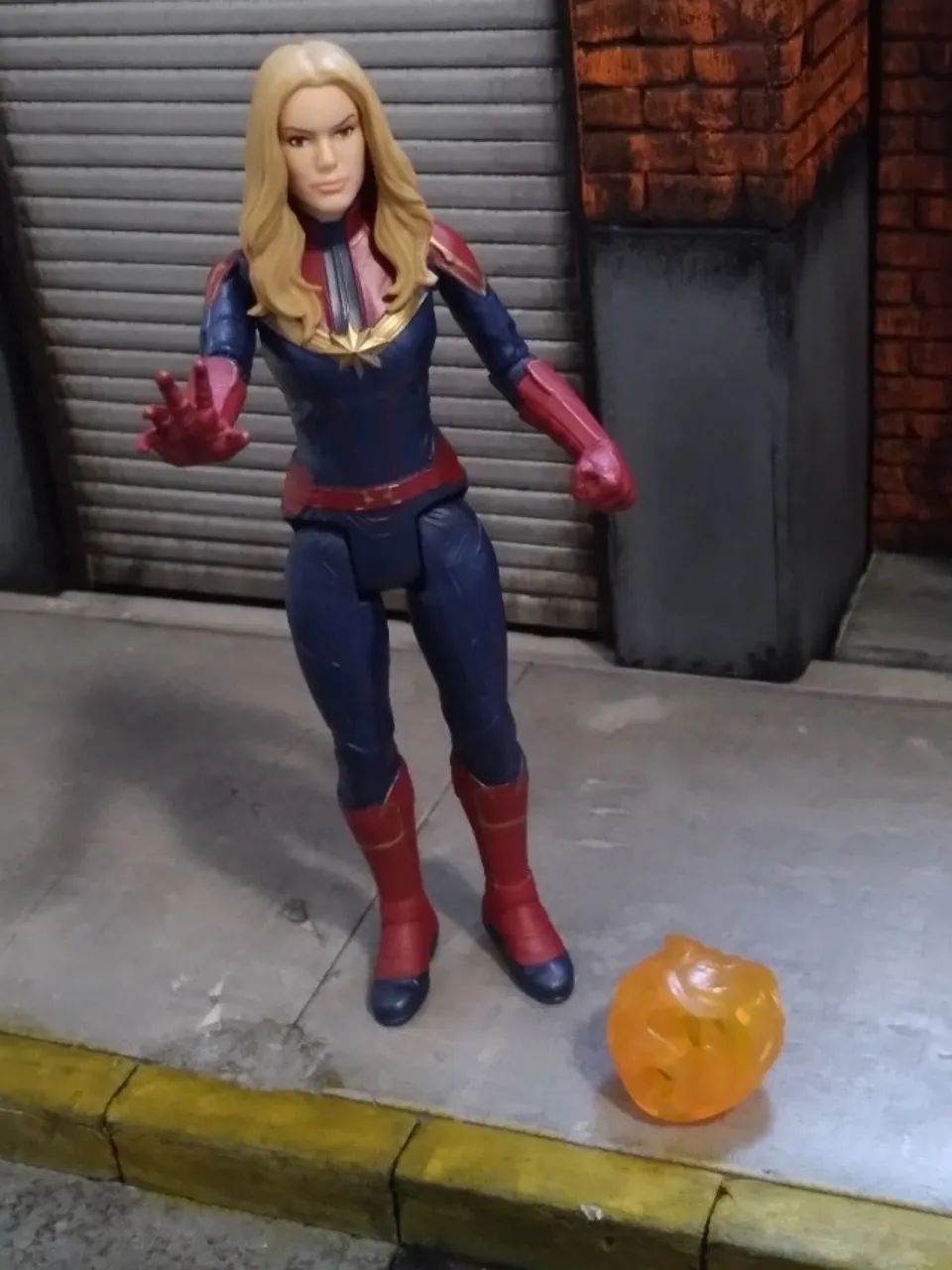 Marvel Capitã Marvel 15cm Ultimato - Original e Loose