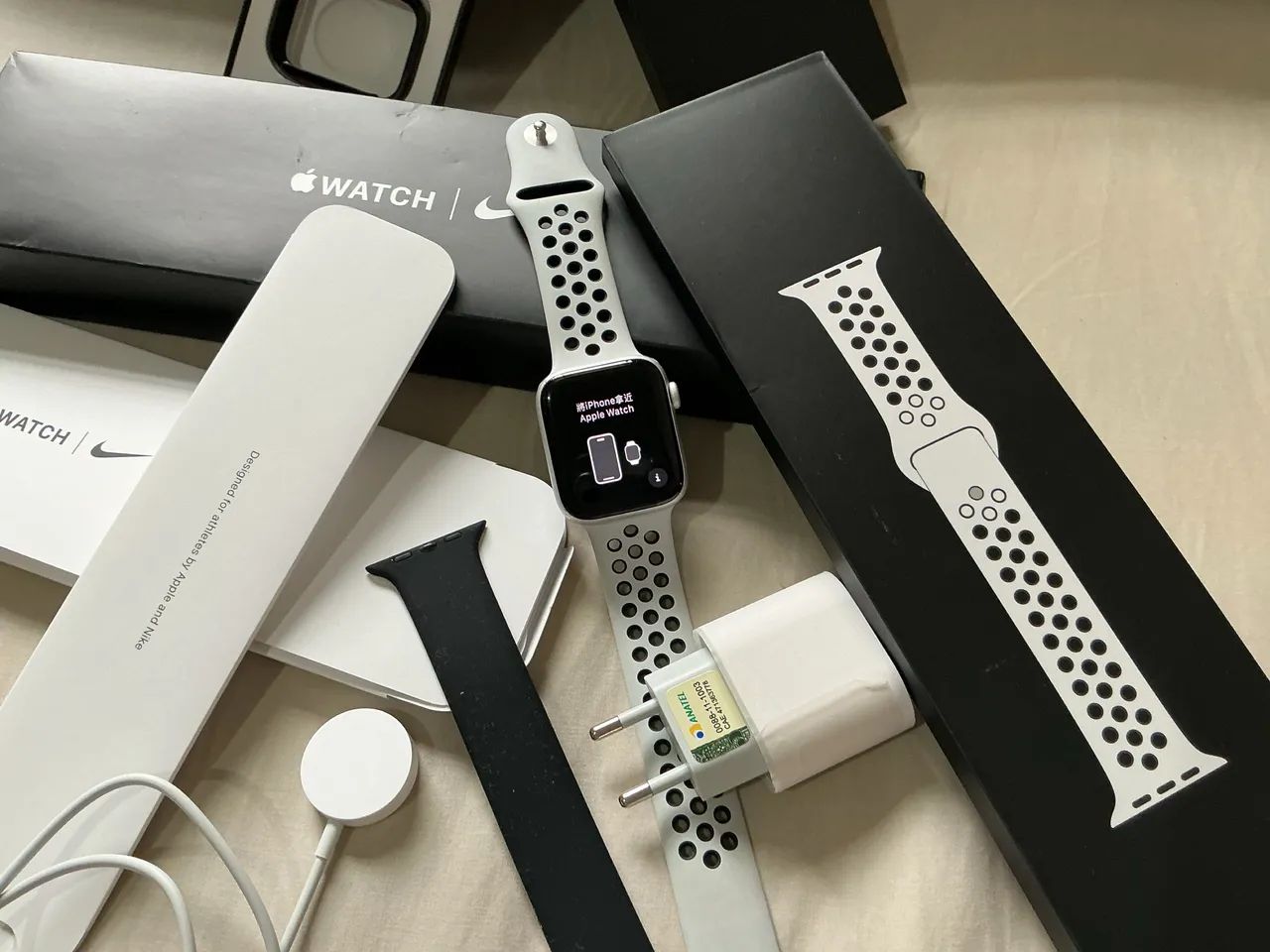 Apple Watch SE GPS + CELULAR ( aceita trocas )