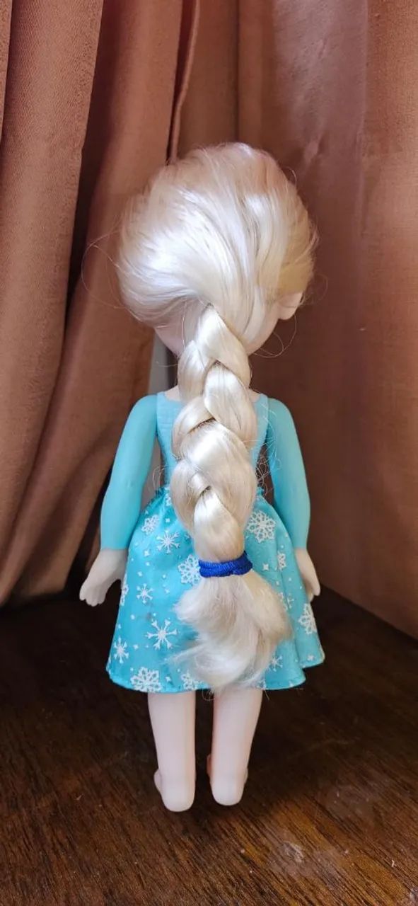 Boneca Elsa - Foto 2