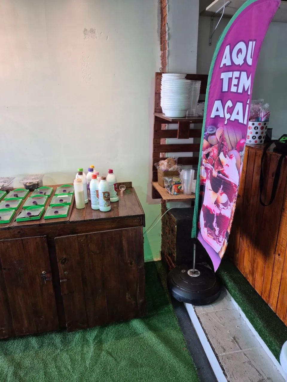 Açaiteria completa - Freezers, balcão e etc, itens pronto para uso.  - Foto 2