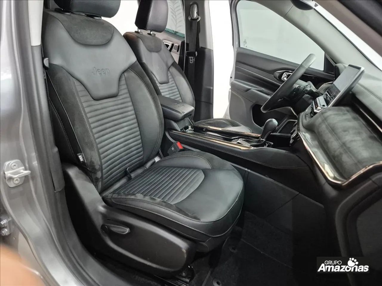 Jeep Commander Limited T270 1.3 TB Flex Aut., foto 14 de 20
