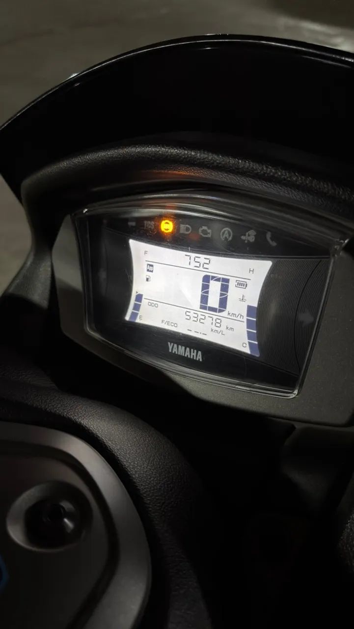 NMAX 160/ 2024 - Foto 4