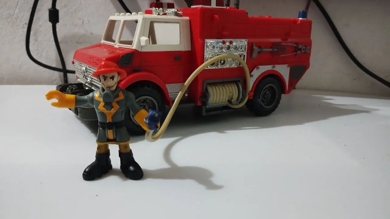 Carinho de bombeiros antigo  - Foto 4