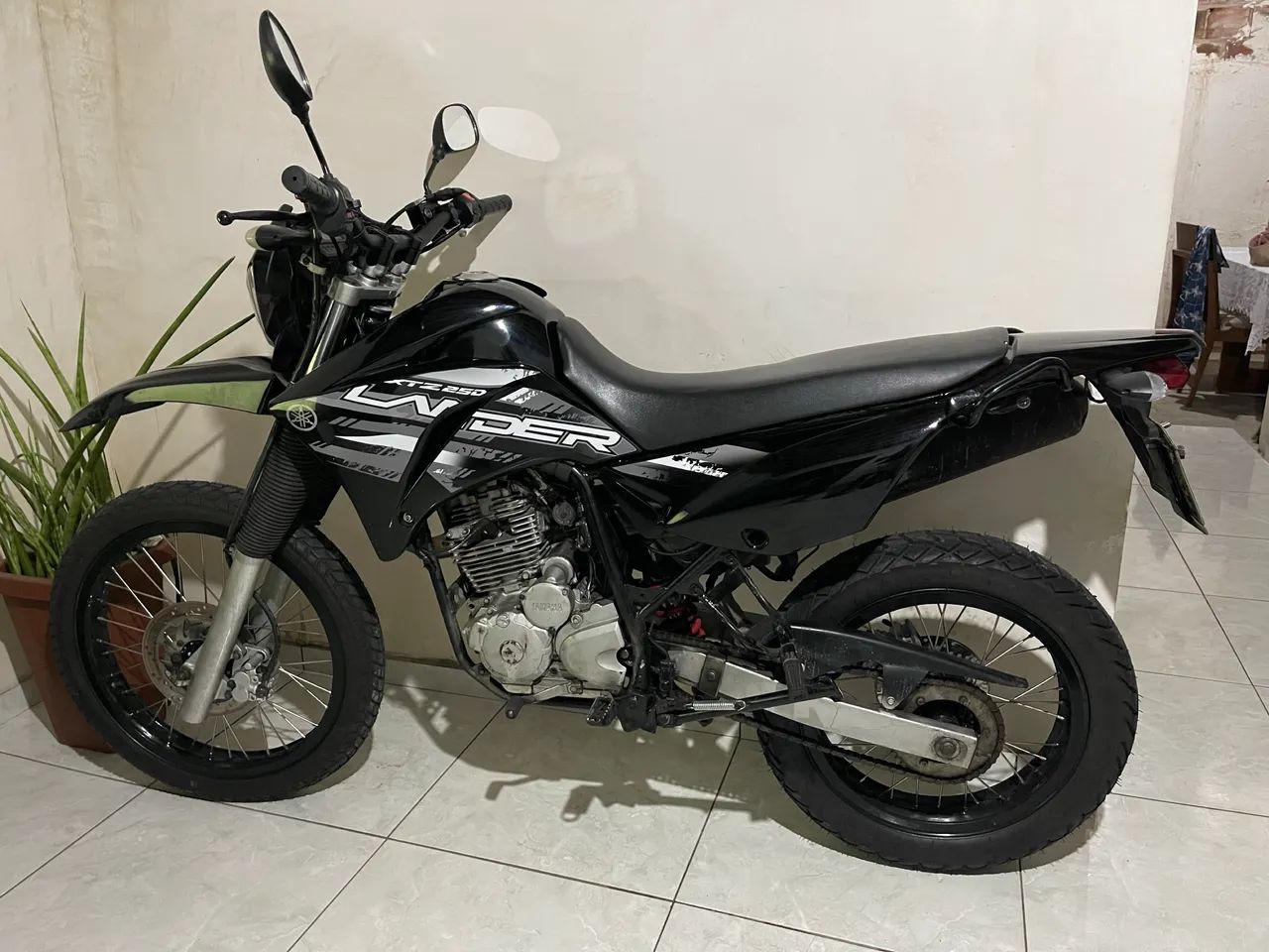 Lander 250  - Foto 5