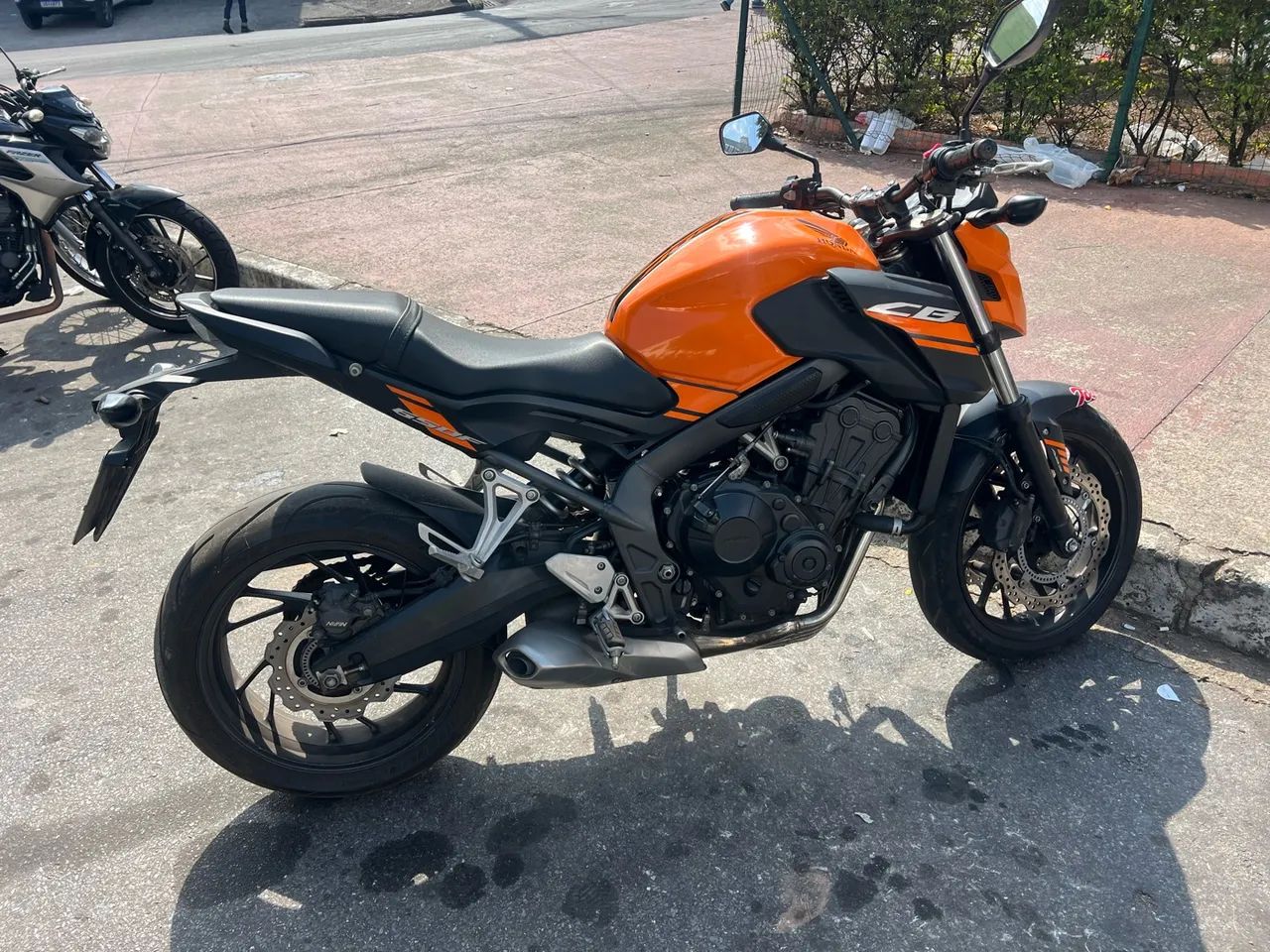 Cb 650F Laranja - Foto 2